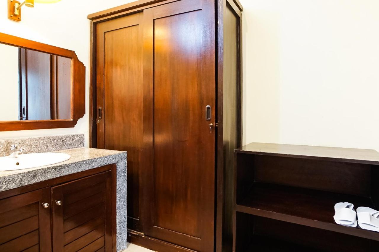Taman Ayu Legian Hotel Ngoại thất bức ảnh